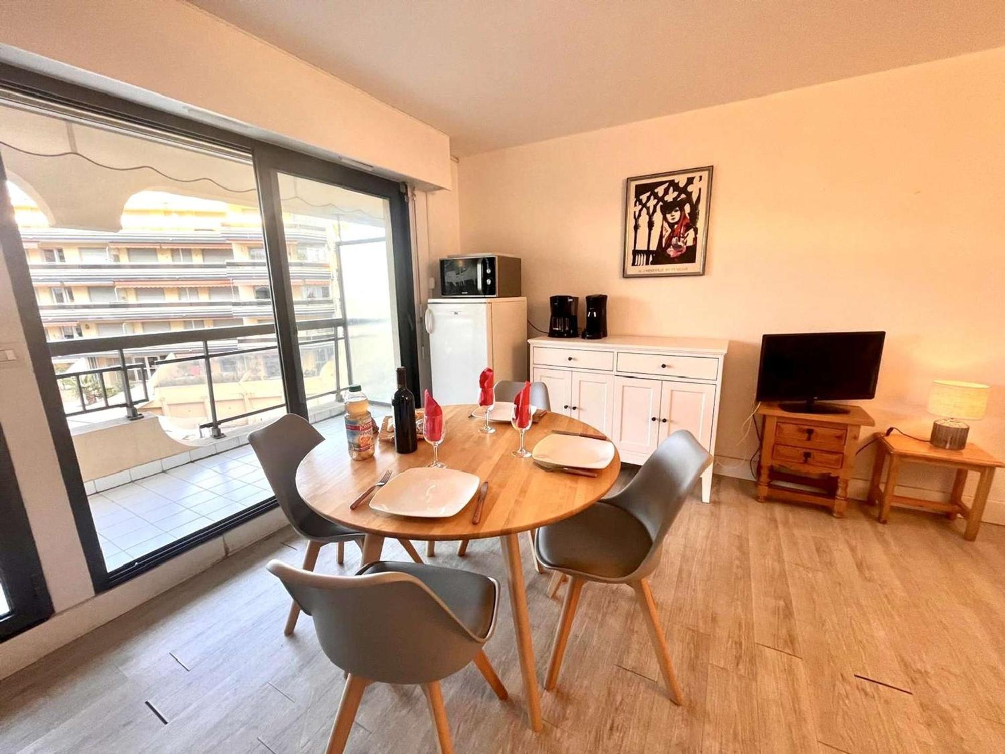 Appartement 2P, 4 Couchages, Terrasse Et Salon De Jardin A 200M De La Plage, Frejus - Fr-1-226A-22 Dış mekan fotoğraf